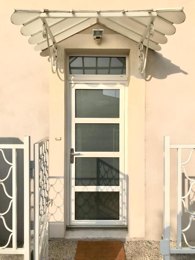 Charmante Maison Avec Piscine Quartier St James Монтелимар Экстерьер фото