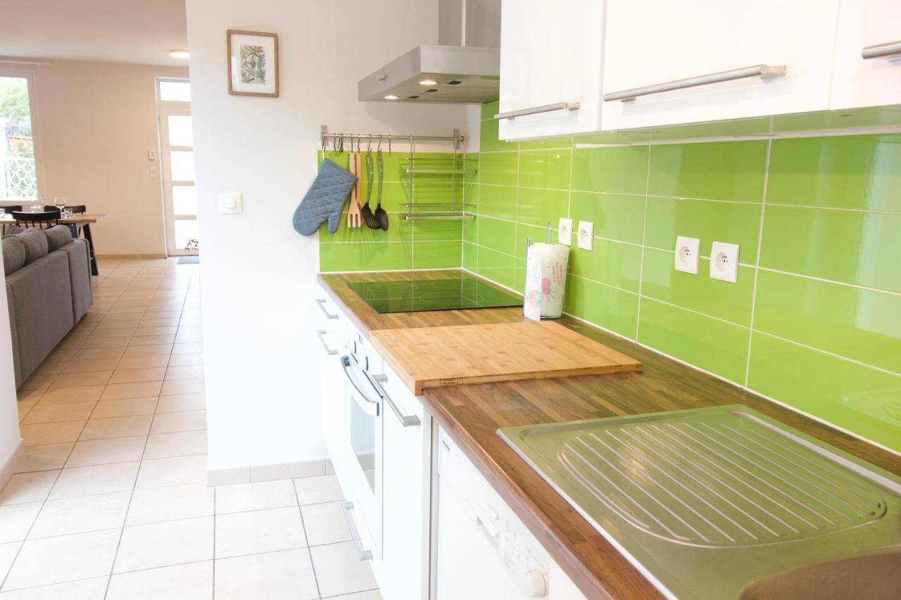 Charmante Maison Avec Piscine Quartier St James Монтелимар Экстерьер фото